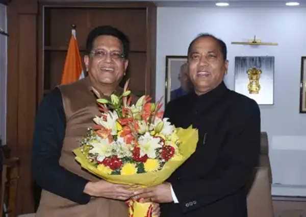 हिमाचल के मुख्यमंत्री ने केंद्र से सेब पर आयात शुल्क बढ़ाने का किया आग्रह हिमाचल के मुख्यमंत्री ने केंद्र से सेब पर आयात शुल्क बढ़ाने का किया आग्रह